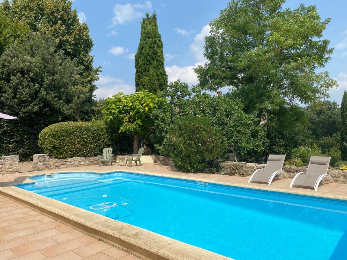 Gîte la canopée à Duras - Piscine Exterior foto